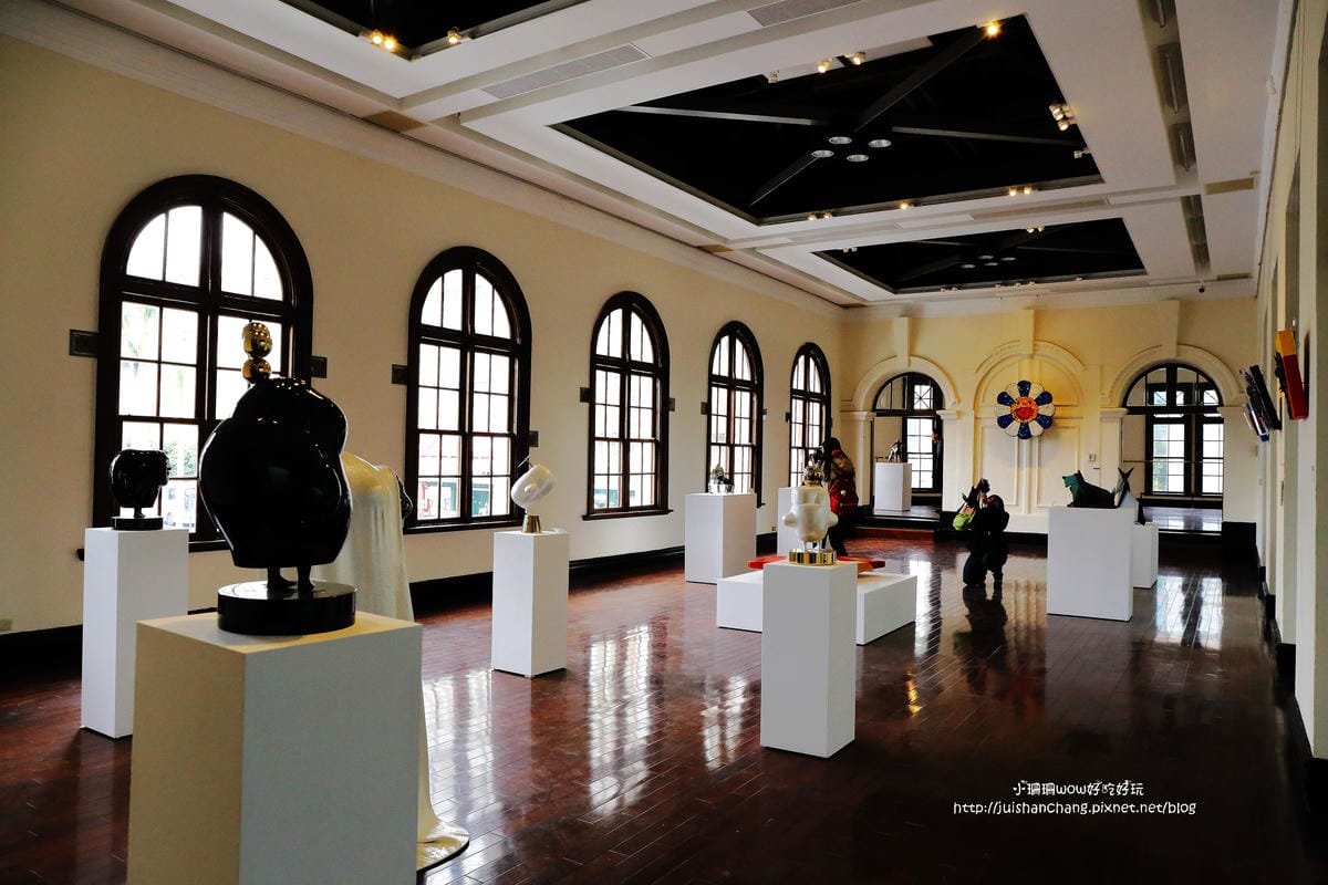 【食║台中】台中市役所文創園區～在日治時期全台灣最華麗之市役所用餐，Cafe1911&昭和沙龍，古典玫瑰園攜手文創人才全新劇作！