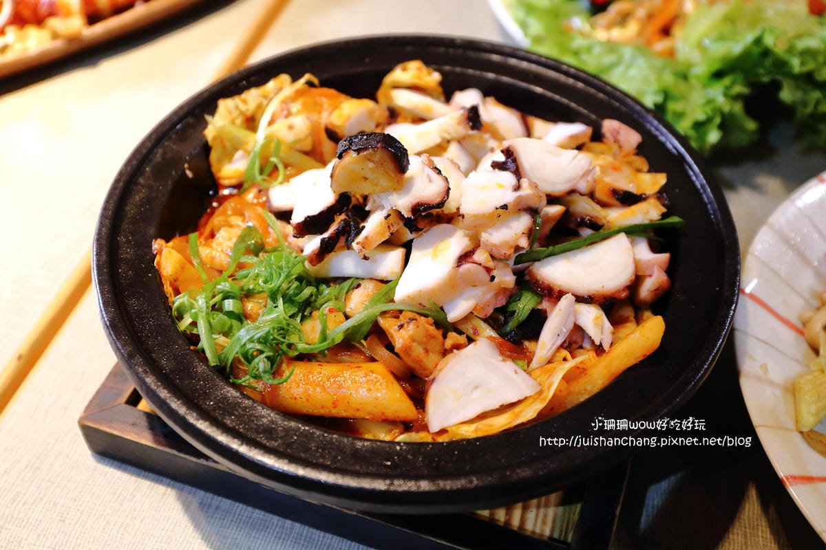 【食║台北】張君布帳馬車～韓式熱炒，道地韓味原汁原味搬到台北，享受美食帶來的感動與歡樂！