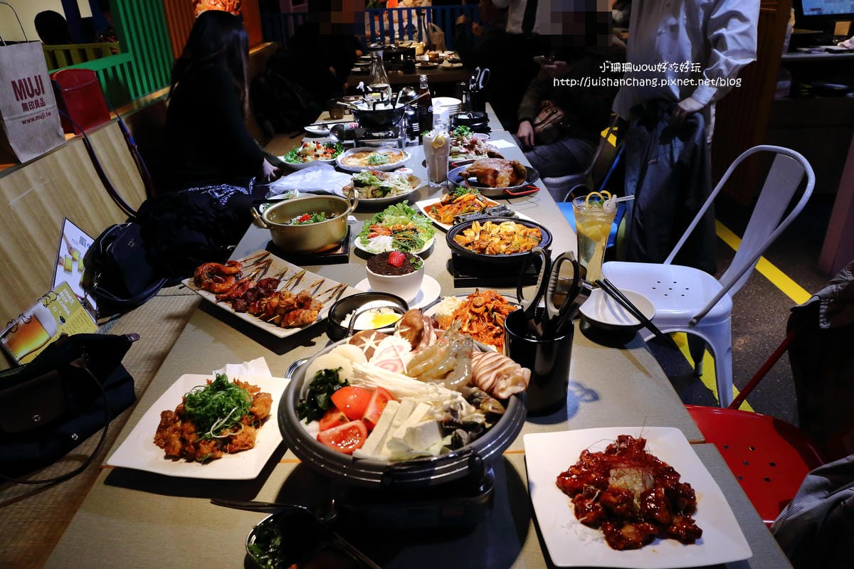 【食║台北】張君布帳馬車～韓式熱炒，道地韓味原汁原味搬到台北，享受美食帶來的感動與歡樂！