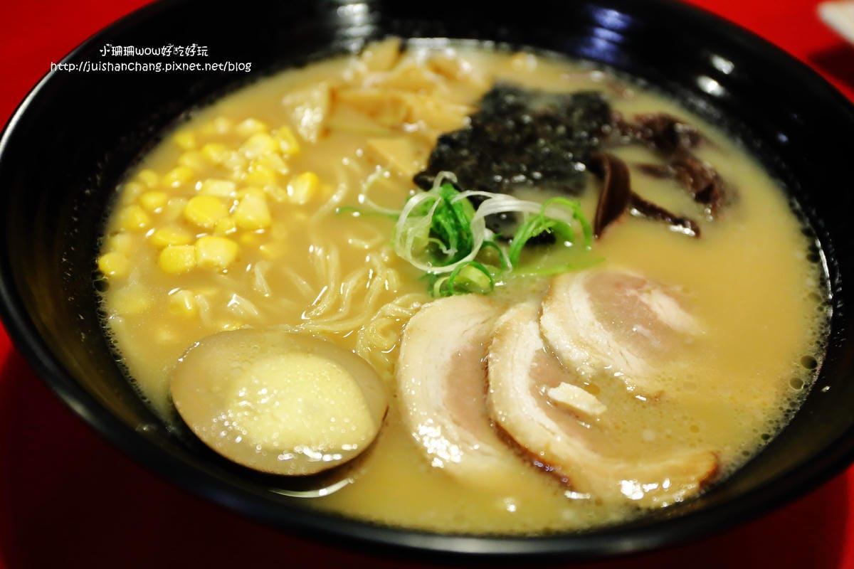 【食║板橋】八八食堂～板橋日本料理推薦。平價生魚片丼飯，一碗入魂！