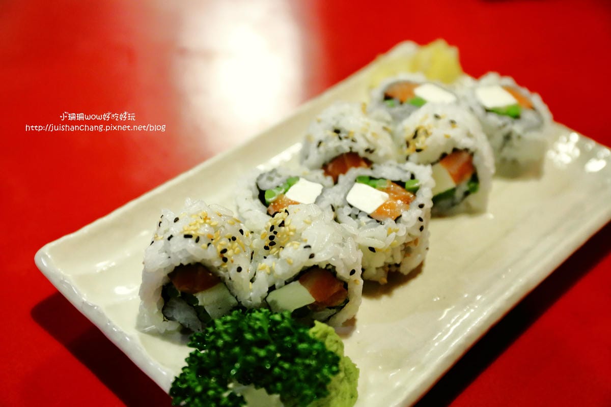 【食║板橋】八八食堂～板橋日本料理推薦。平價生魚片丼飯，一碗入魂！