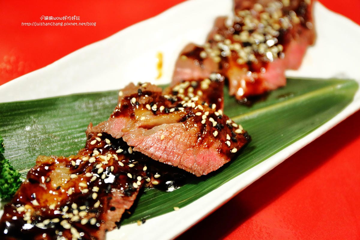 【食║板橋】八八食堂～板橋日本料理推薦。平價生魚片丼飯，一碗入魂！