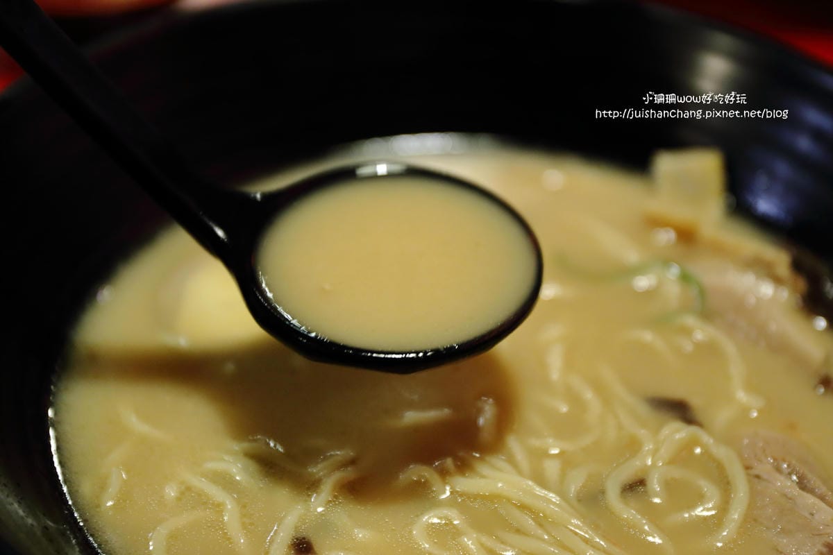 【食║板橋】八八食堂～板橋日本料理推薦。平價生魚片丼飯，一碗入魂！