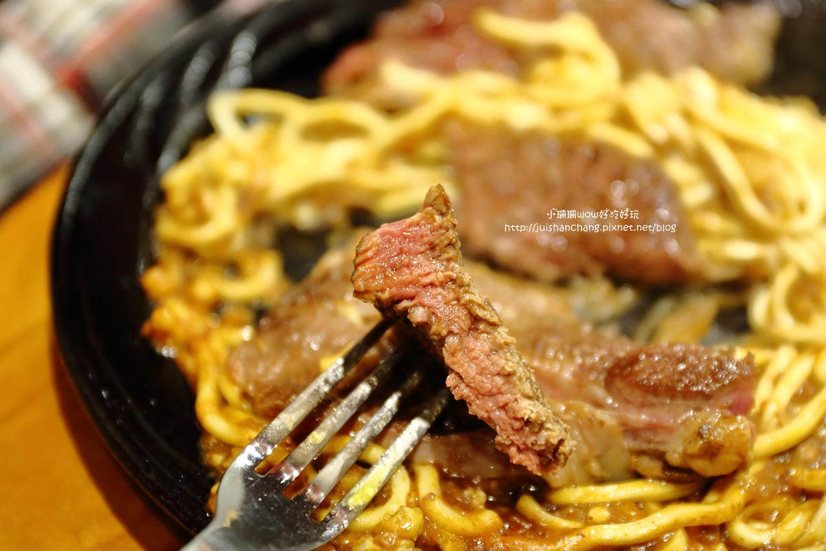 【食║台北】將軍碳烤牛排館～堅持原味原塊碳烤牛排，肉食主義必吃！（近中山國中站）