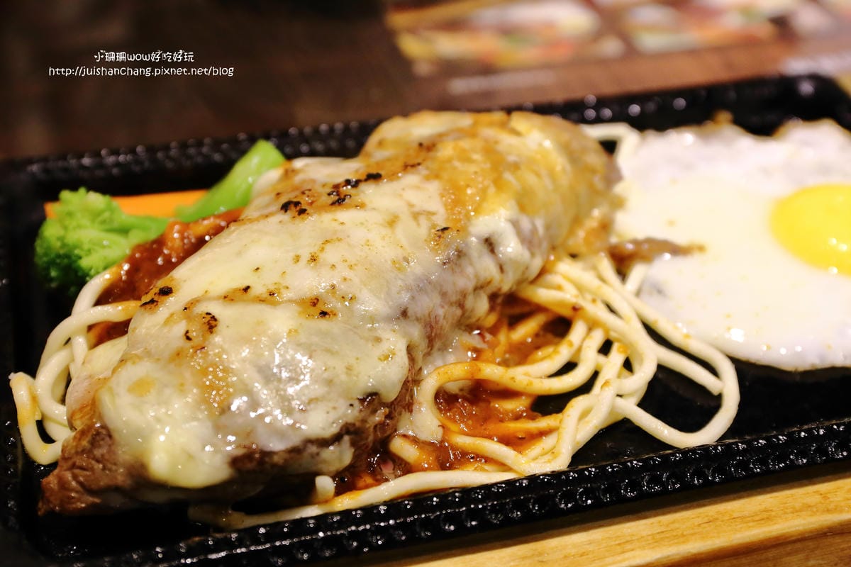 【食║台北】將軍碳烤牛排館～堅持原味原塊碳烤牛排，肉食主義必吃！（近中山國中站）