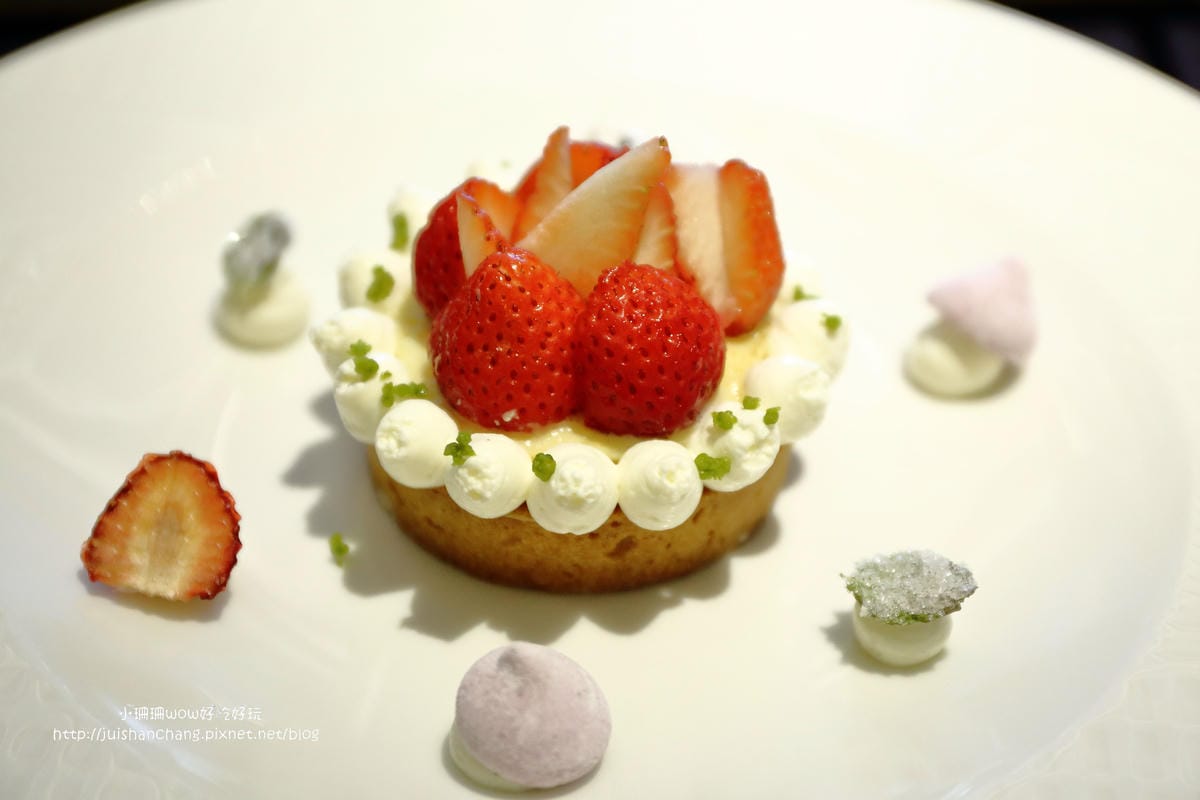 【食║台北】乃渥爾料理下午茶甜點吃到飽～甜點推車推到桌邊任君挑選，滿足少女心的午茶時刻東區忠孝復興下午茶推薦（吃到飽至105.4.30截止）