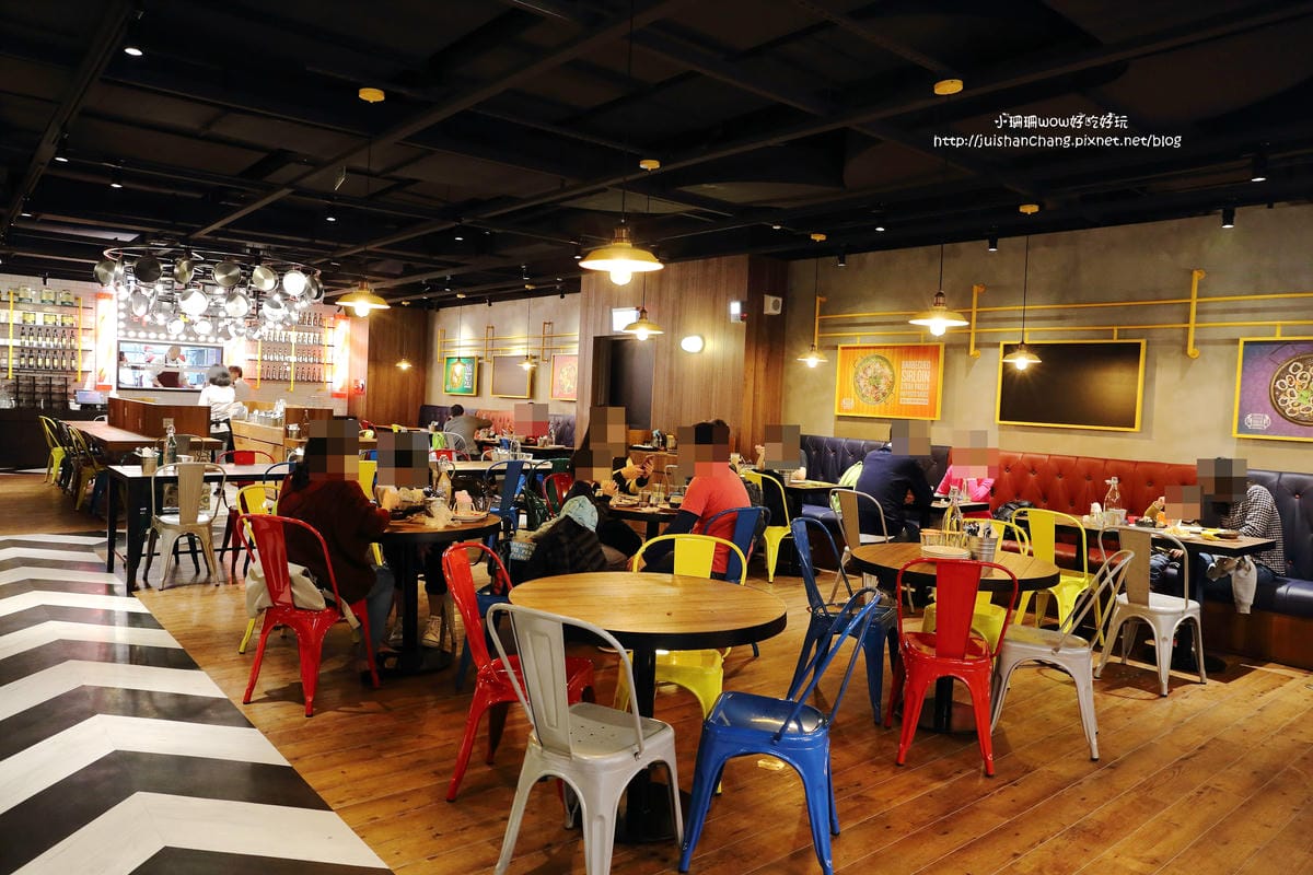 【食║桃園】Howfun 好飯食堂（林口環球A8店）～史上最好吃的西班牙鑄鐵鍋燉飯，誰說搭飛機才吃得到！(已歇業)