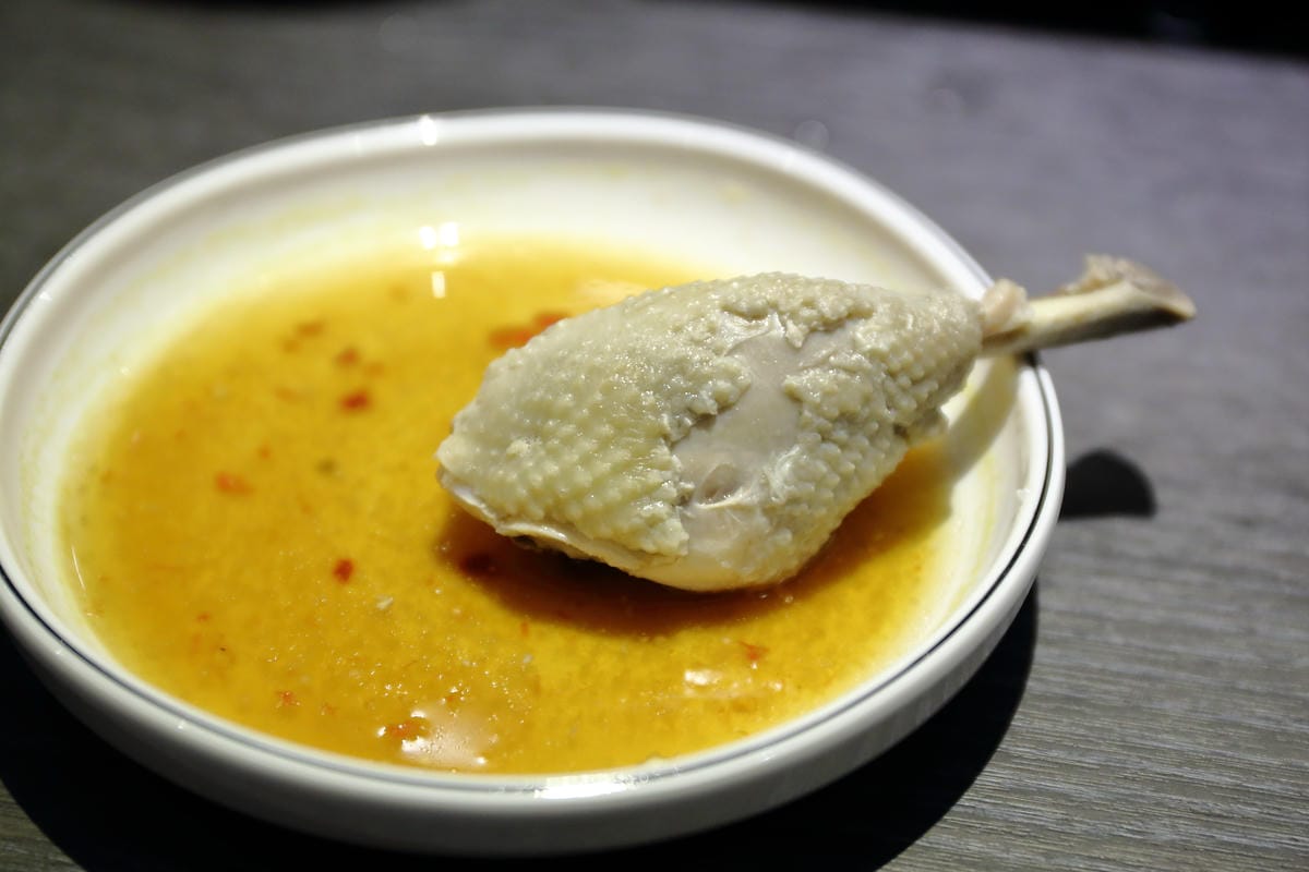 【食║台北】孔陵一隻雞台灣1號店～首爾推薦必吃的美食台灣開賣！正宗韓國原汁原味搶先吃！(已歇業)