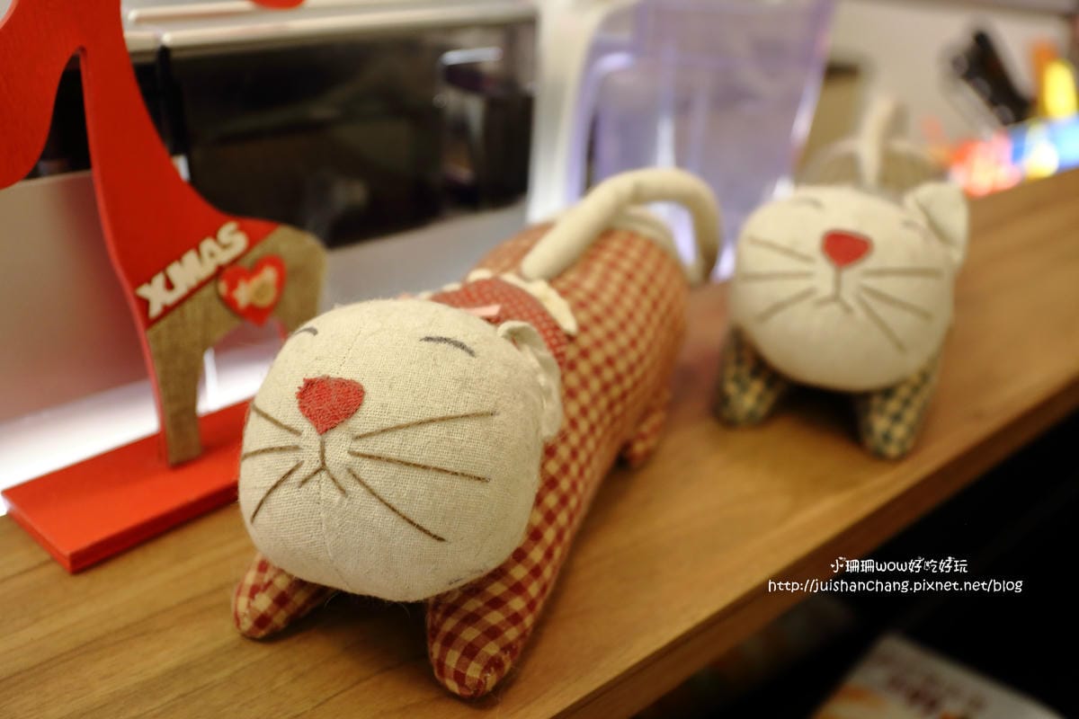 【食║台中】貓爸貓咪主題餐廳～超療癒系！貓奴必訪！與喵星人共度悠閒下午茶