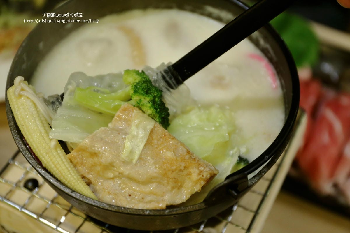 【食║中和】洋廚～給你從早到晚的美味餐點，免收服務費還不限時唷！