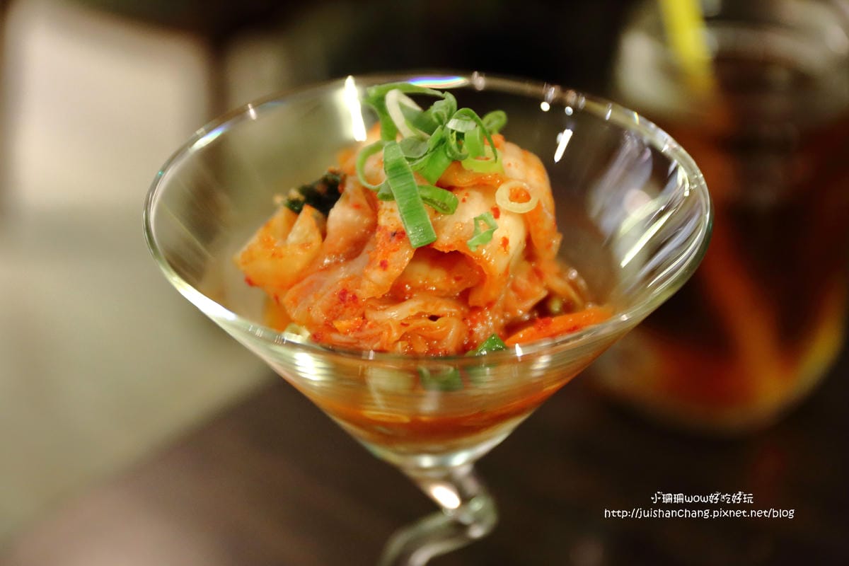 【食║新店】工地 饗夜堂～巷弄內平價串燒居酒屋，來一杯每一串都有無法抵抗！