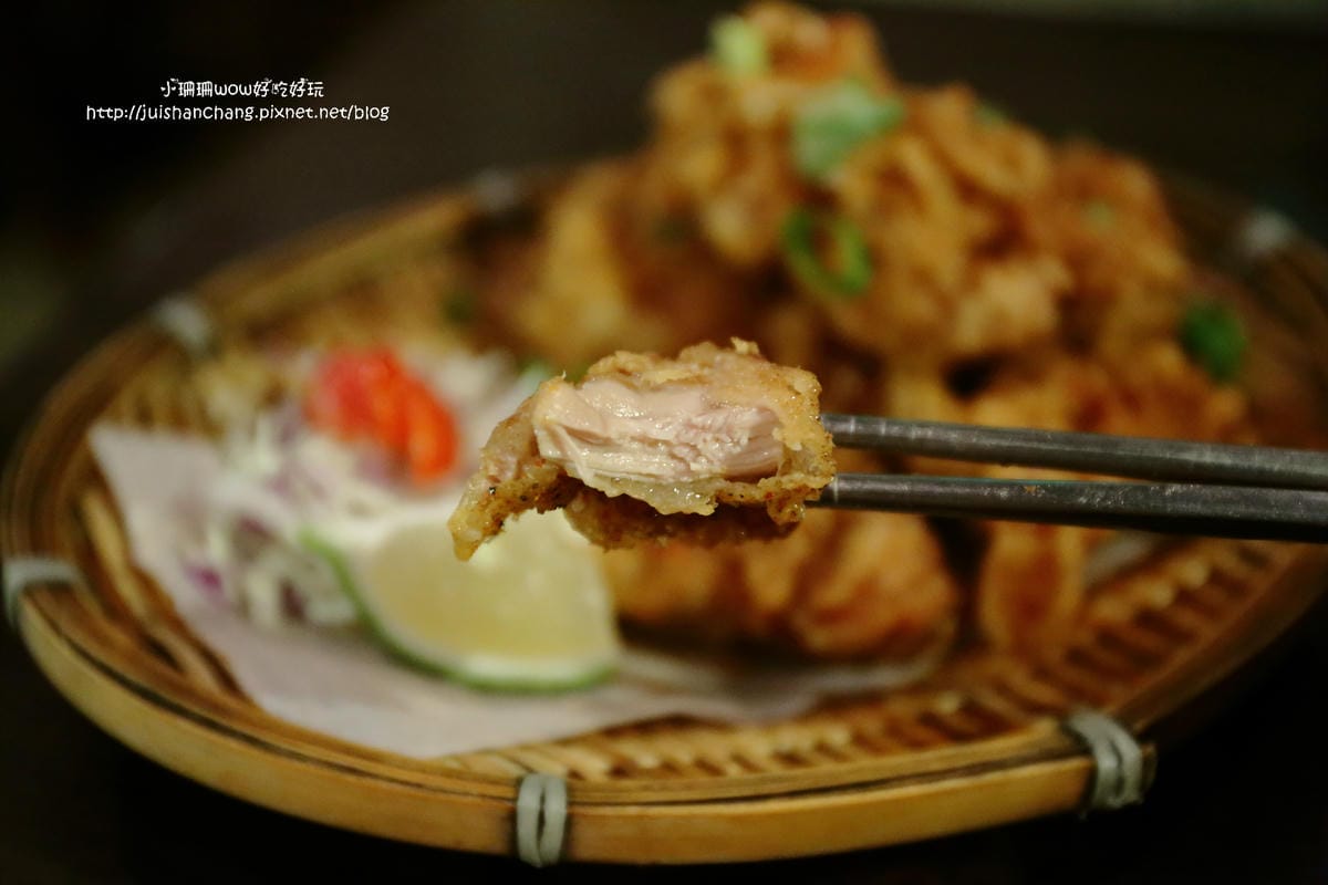 【食║新店】工地 饗夜堂～巷弄內平價串燒居酒屋，來一杯每一串都有無法抵抗！