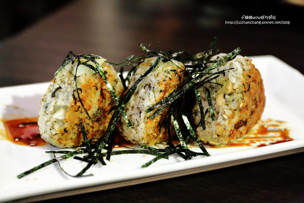 【食║新店】工地 饗夜堂～巷弄內平價串燒居酒屋，來一杯每一串都有無法抵抗！