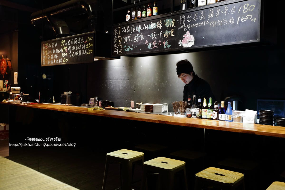 【食║新店】工地 饗夜堂～巷弄內平價串燒居酒屋，來一杯每一串都有無法抵抗！