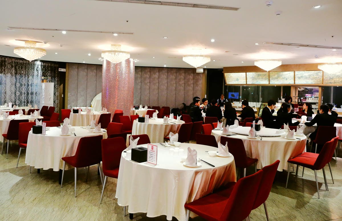 【食║台北】春申食府～婚宴會館除了合菜、特色小吃，個人精緻套餐果然精緻滿意！