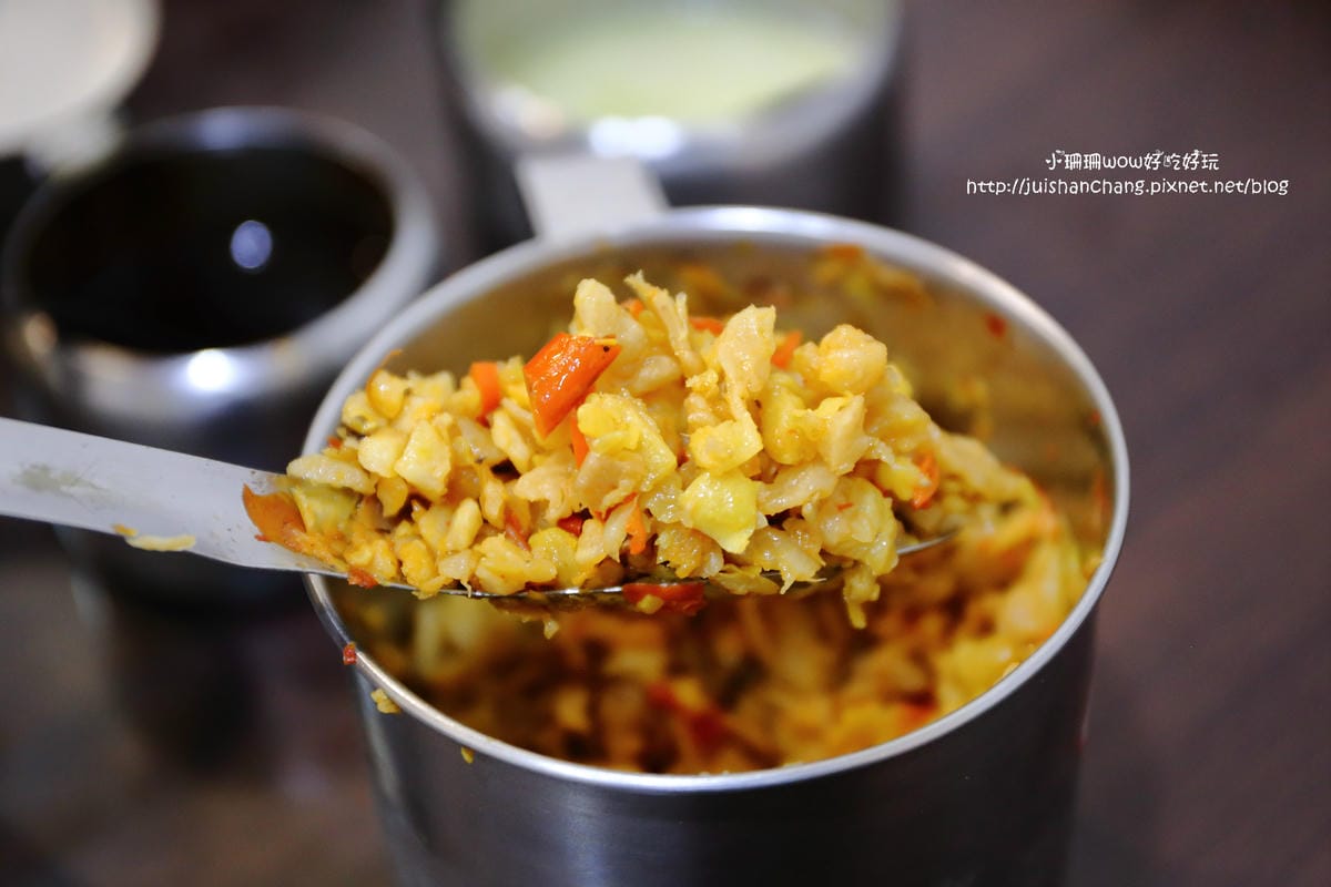 【食║永和】卜記麵線～在地人推薦15年老店！巷弄中平凡的好滋味，顆顆肥美飽滿的蚵仔呼喚，爆鮮！