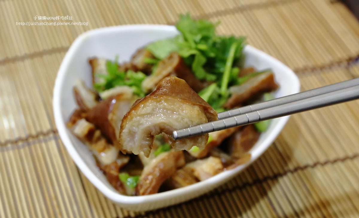 【食║永和】卜記麵線～在地人推薦15年老店！巷弄中平凡的好滋味，顆顆肥美飽滿的蚵仔呼喚，爆鮮！