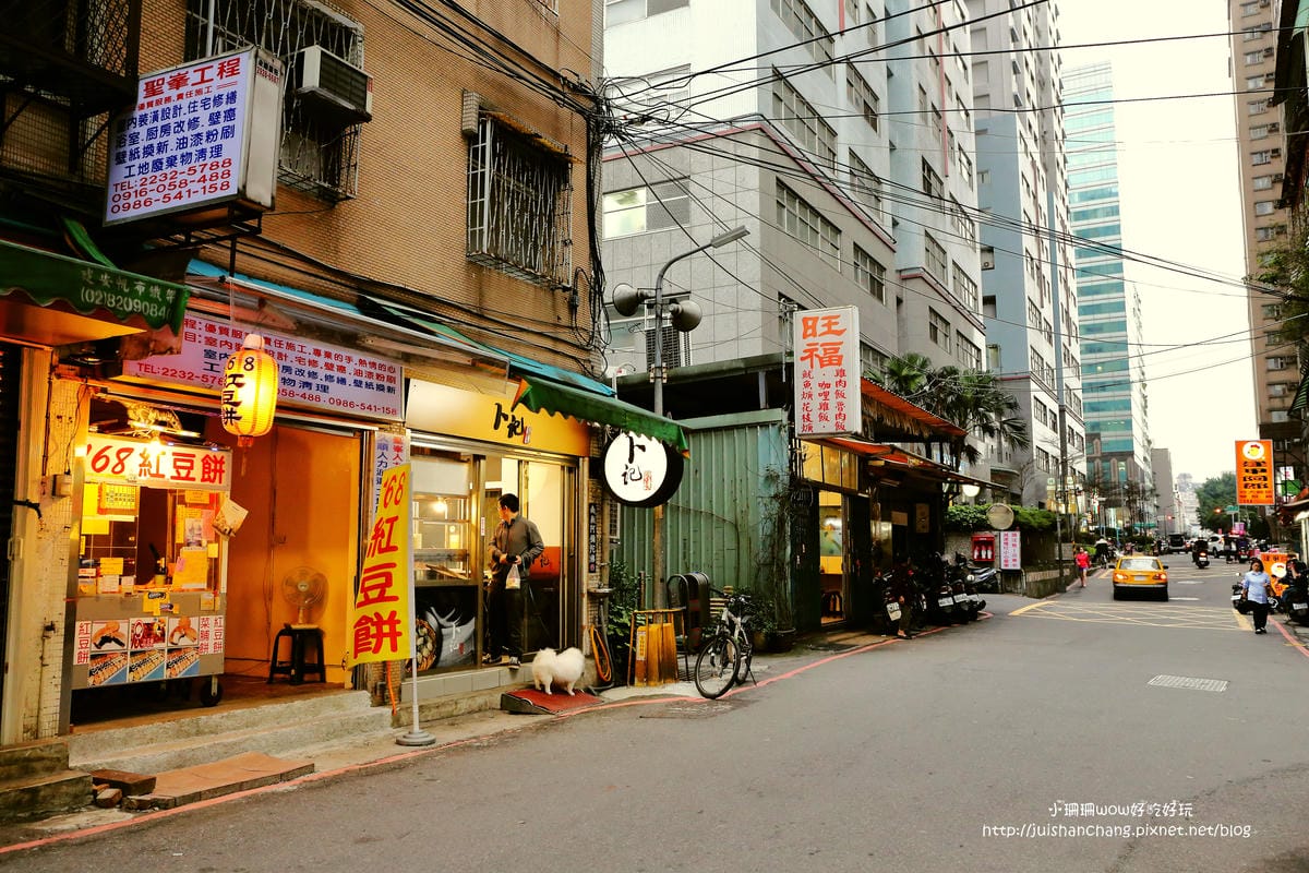 【食║永和】卜記麵線～在地人推薦15年老店！巷弄中平凡的好滋味，顆顆肥美飽滿的蚵仔呼喚，爆鮮！