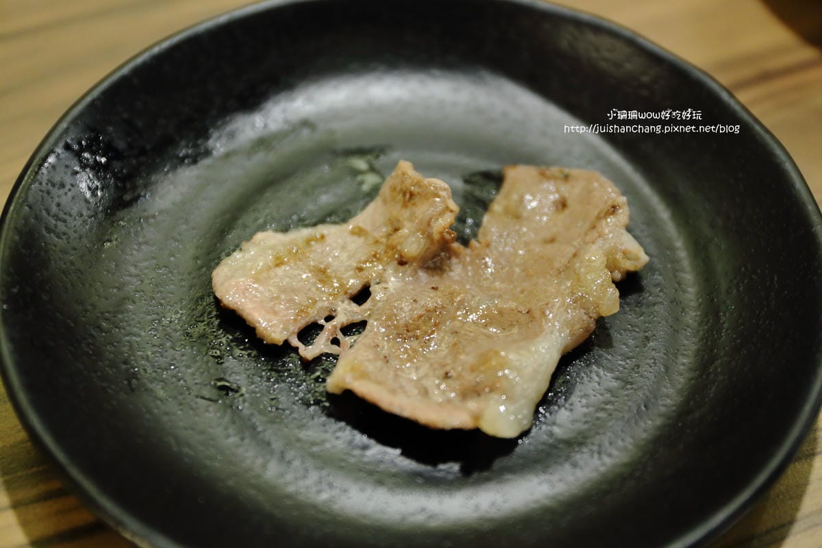 【食║台北】九斤二無煙燒肉～燒烤吃到飽，高檔食材吃免驚，滿足熱愛大口吃肉的肉食男女！