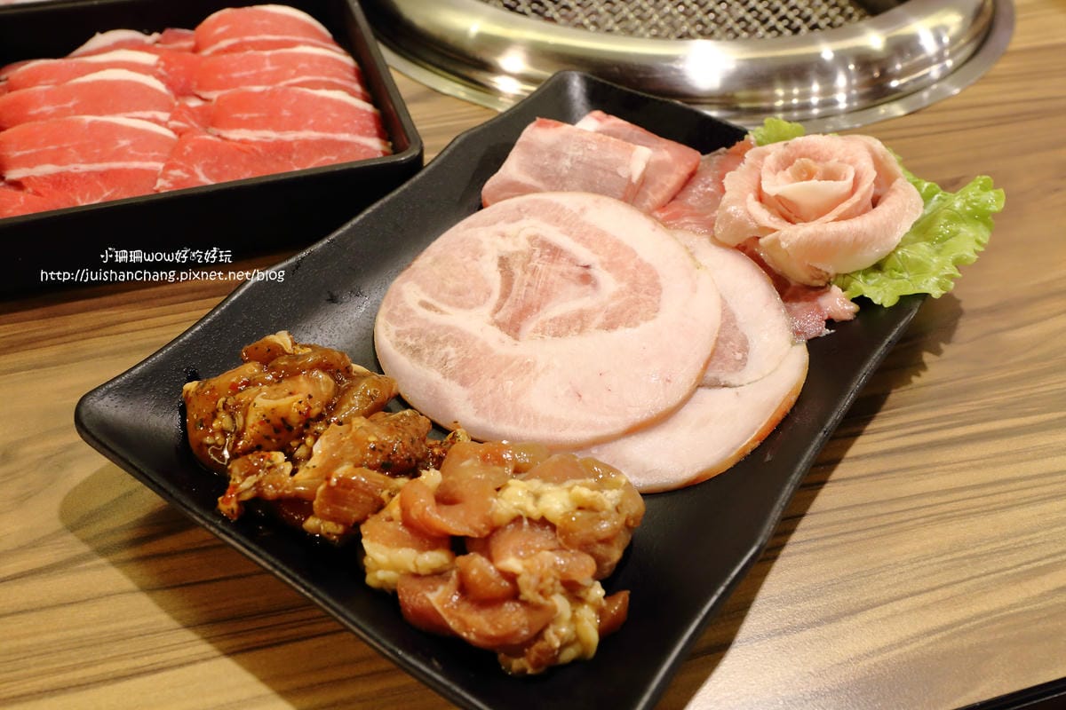 【食║台北】九斤二無煙燒肉～燒烤吃到飽，高檔食材吃免驚，滿足熱愛大口吃肉的肉食男女！