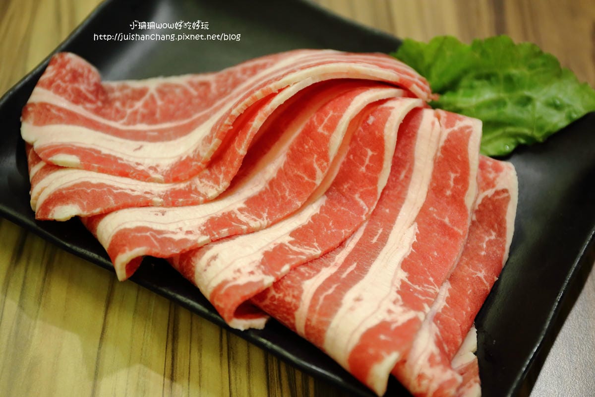 【食║台北】九斤二無煙燒肉～燒烤吃到飽，高檔食材吃免驚，滿足熱愛大口吃肉的肉食男女！