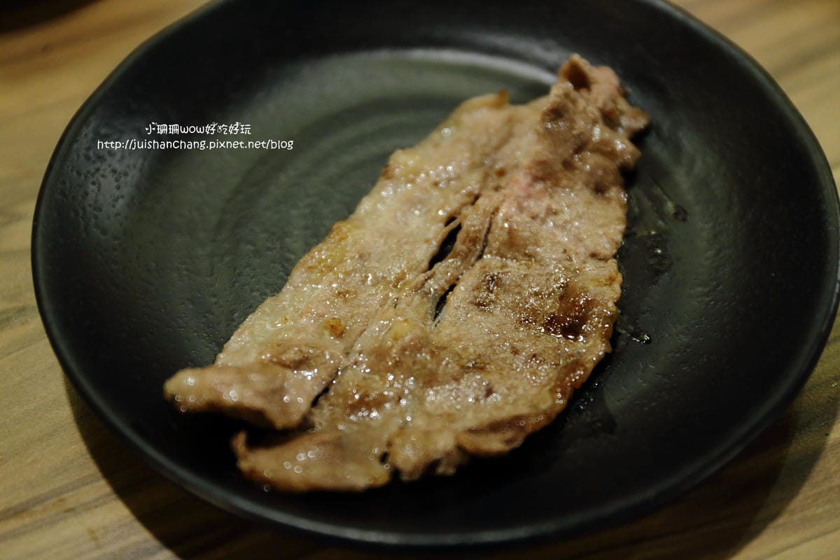 【食║台北】九斤二無煙燒肉～燒烤吃到飽，高檔食材吃免驚，滿足熱愛大口吃肉的肉食男女！