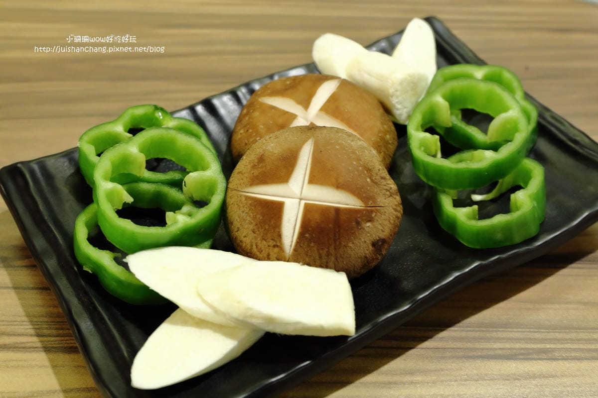 【食║台北】九斤二無煙燒肉～燒烤吃到飽，高檔食材吃免驚，滿足熱愛大口吃肉的肉食男女！