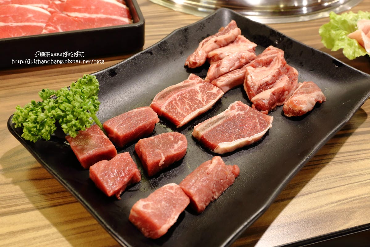 【食║台北】九斤二無煙燒肉～燒烤吃到飽，高檔食材吃免驚，滿足熱愛大口吃肉的肉食男女！