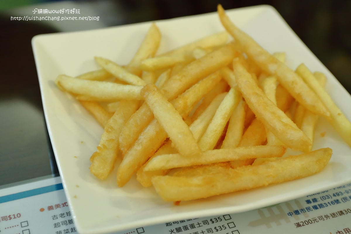 【食║中壢】日出廚房～層層酥脆千層酥蛋餅，你究竟喜歡的是酥酥、還是QQ呀？！(已歇業)