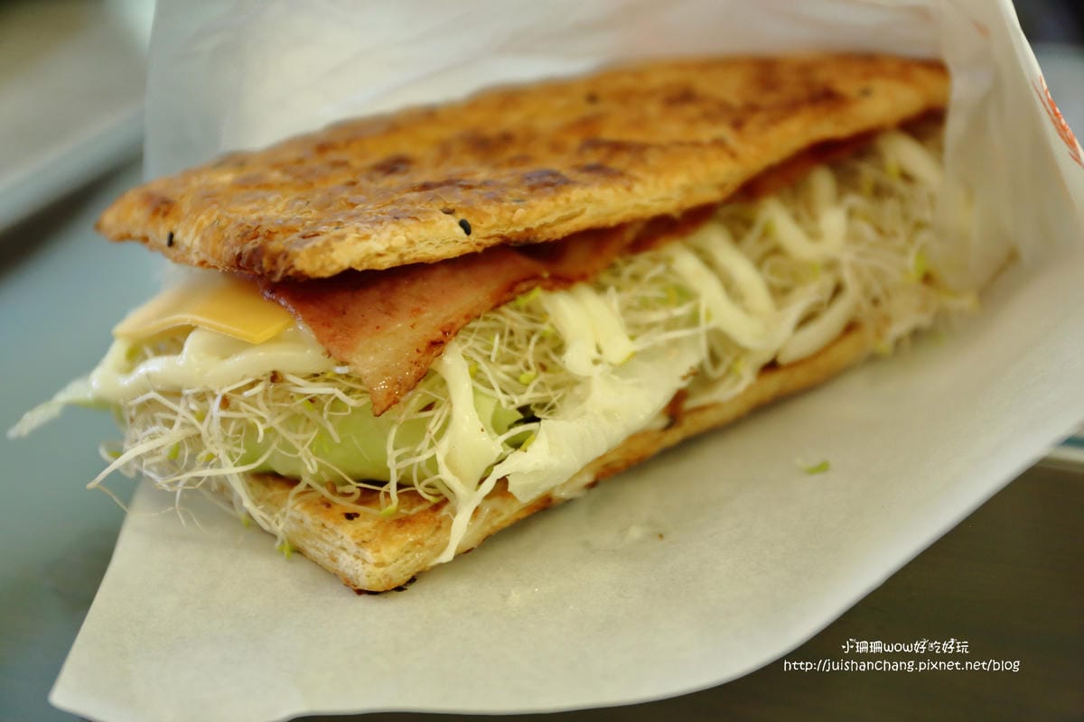 【食║中壢】日出廚房～層層酥脆千層酥蛋餅，你究竟喜歡的是酥酥、還是QQ呀？！(已歇業)