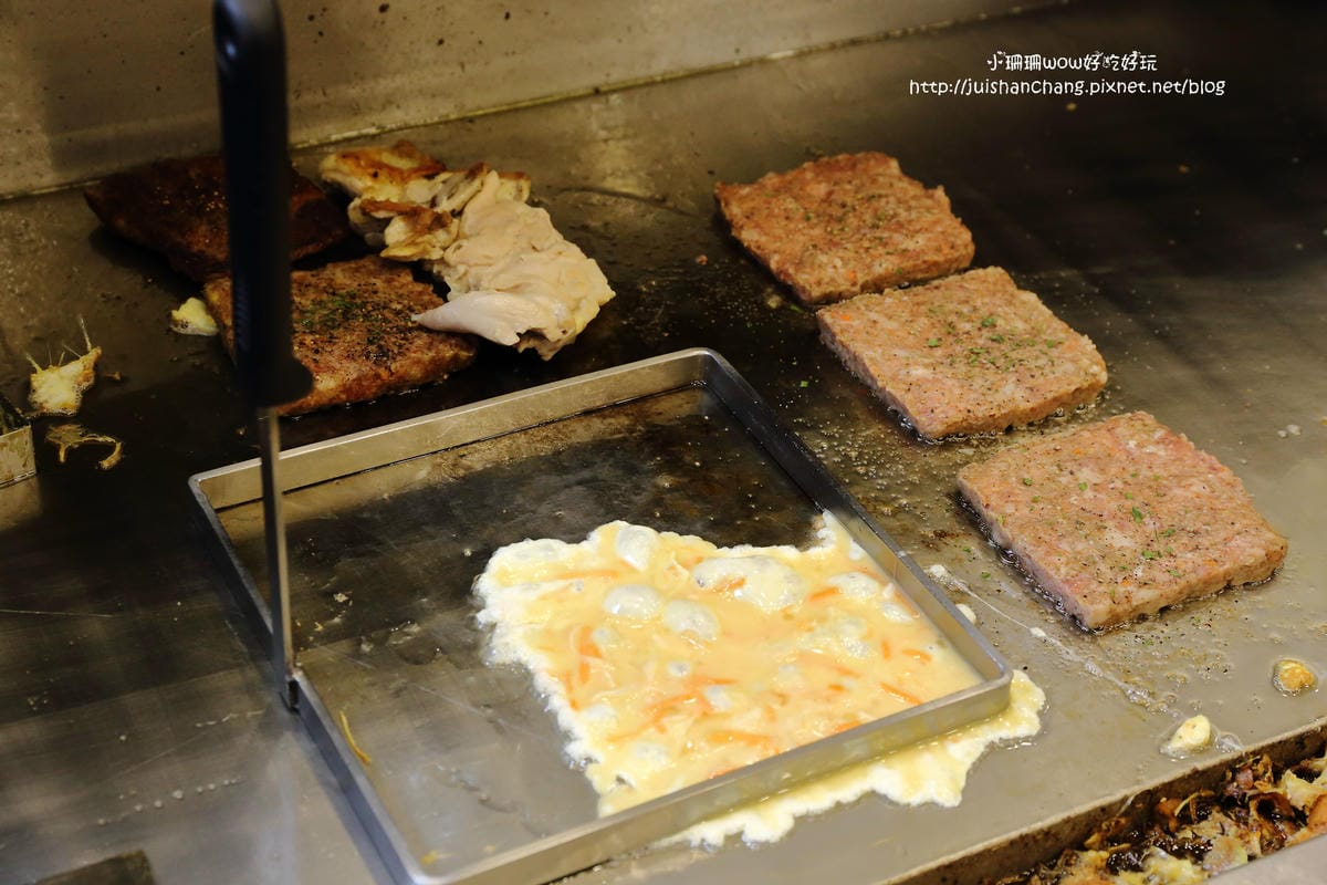 【食║台北】寶舖黃金炙燒吐司～市區逛街散步的小點心新選擇（FB抽獎送捕夢網）　