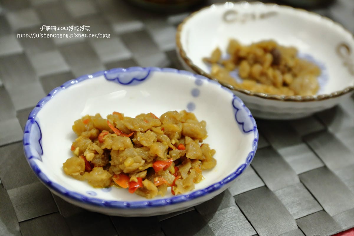 【食║板橋】元氣御品麵線〜湳雅夜市新人氣美食。料快比麵線多的大腸麵線，柴魚熬湯底，沒吃會想念！