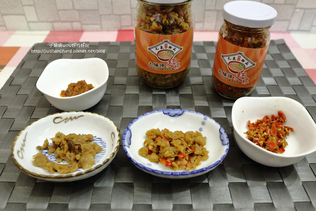 【食║板橋】元氣御品麵線〜湳雅夜市新人氣美食。料快比麵線多的大腸麵線，柴魚熬湯底，沒吃會想念！