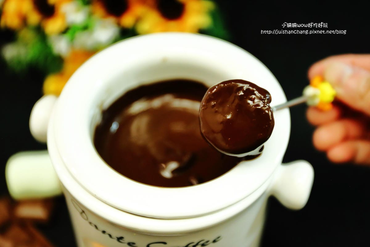 【團購】CasaLuker巧克力〜哥倫比亞第一大巧克力品牌。這才是行家吃的巧克力啊！在家也能輕鬆做巧克力牛奶+巧克力火鍋。