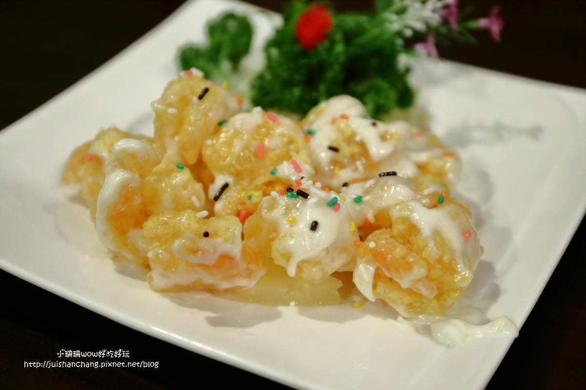 【食║三重】賴一下生猛海鮮〜新開店！隨便點都涮嘴的，超美味百元平價熱炒！