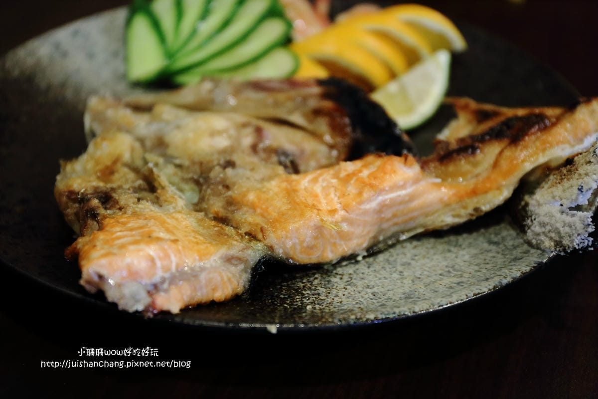 【食║三重】賴一下生猛海鮮〜新開店！隨便點都涮嘴的，超美味百元平價熱炒！