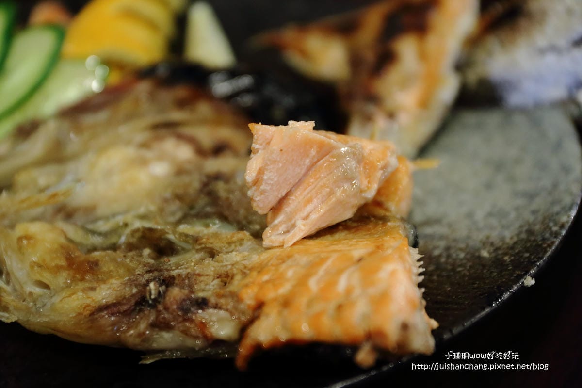 【食║三重】賴一下生猛海鮮〜新開店！隨便點都涮嘴的，超美味百元平價熱炒！