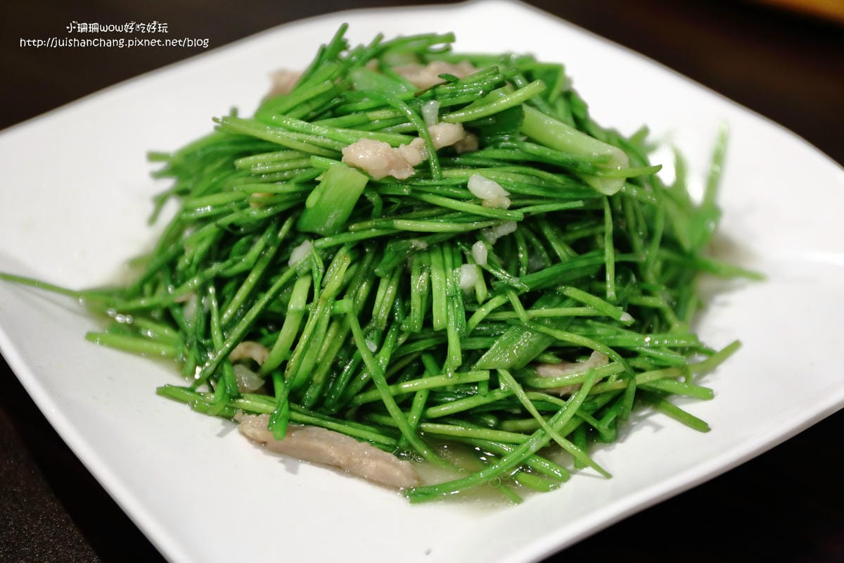 【食║三重】賴一下生猛海鮮〜新開店！隨便點都涮嘴的，超美味百元平價熱炒！