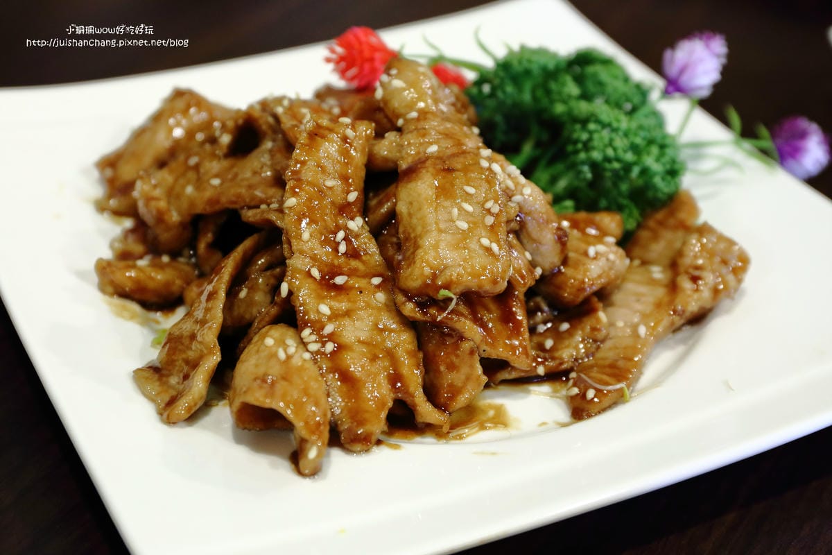 【食║三重】賴一下生猛海鮮〜新開店！隨便點都涮嘴的，超美味百元平價熱炒！