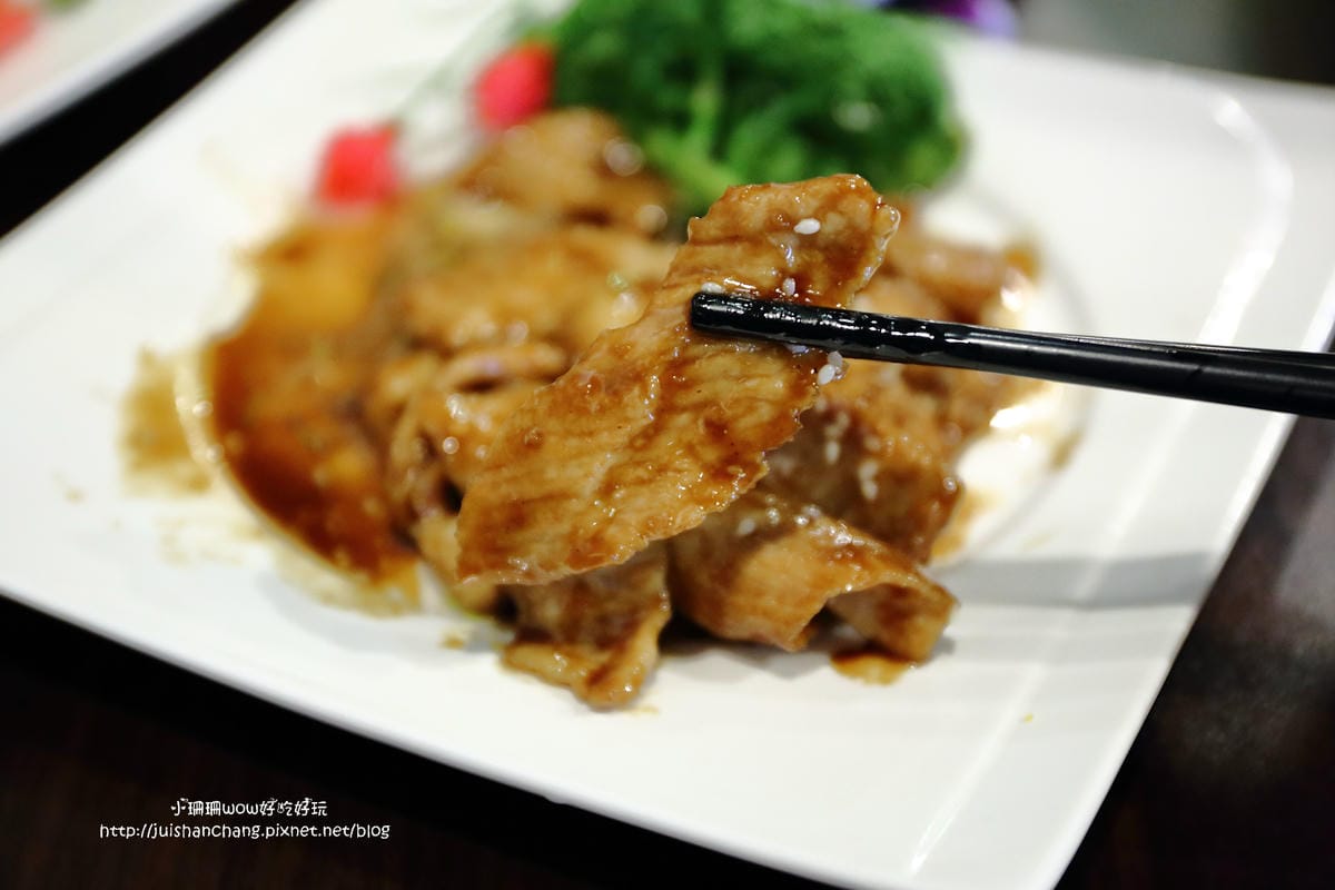 【食║三重】賴一下生猛海鮮〜新開店！隨便點都涮嘴的，超美味百元平價熱炒！