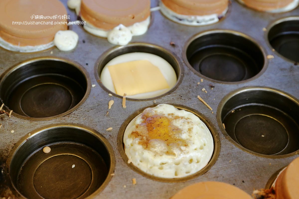 【食║龍潭】幸福列車車輪餅～超人氣銅板美食，多口味創意紅豆餅，你吃過幾種？