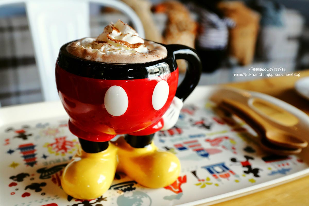 【食║桃園】Max & Corrine coffee～超療癒！Duffy與Dayan陪你喝咖啡。超可愛的鄉村雜貨風，女孩兒實現夢想！(已歇業)