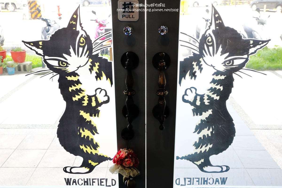 【食║桃園】Max & Corrine coffee～超療癒！Duffy與Dayan陪你喝咖啡。超可愛的鄉村雜貨風，女孩兒實現夢想！(已歇業)