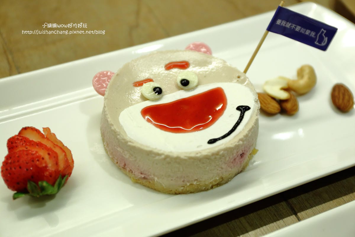 【食║台北】初米咖啡～龍貓變成乳酪蛋糕啦！讓人忍不住咬下去的超萌甜點！