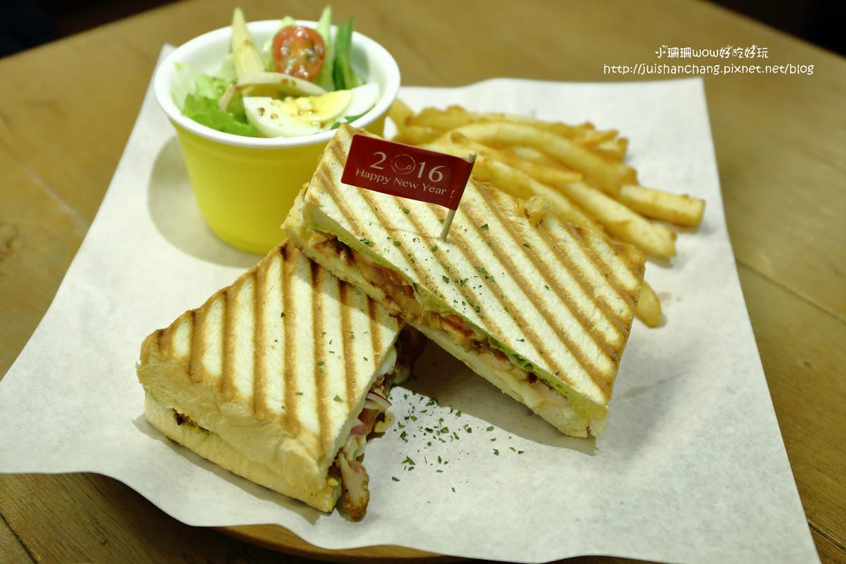 【食║台北】初米咖啡～龍貓變成乳酪蛋糕啦！讓人忍不住咬下去的超萌甜點！