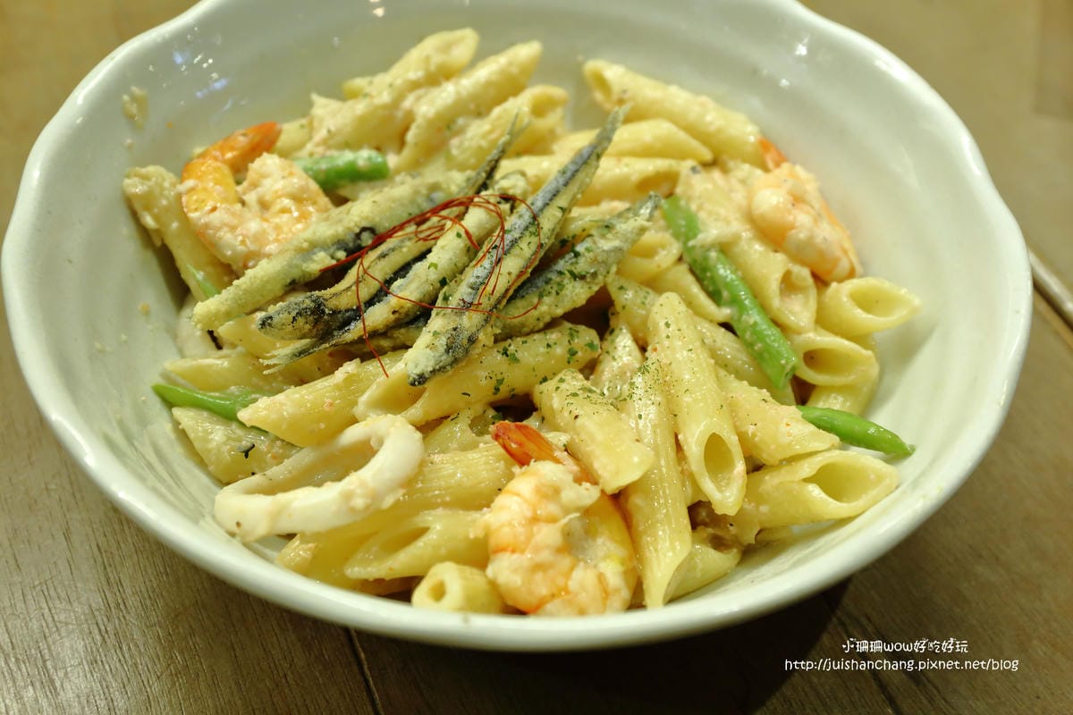 【食║台北】初米咖啡～龍貓變成乳酪蛋糕啦！讓人忍不住咬下去的超萌甜點！