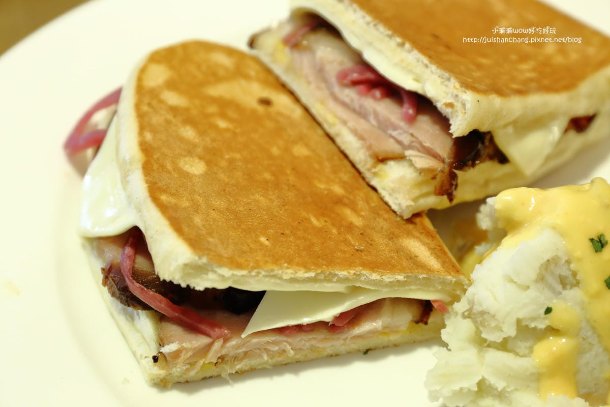 【食||台中】Just Diner 傑斯丹尼～用心堅持美式手作料理，每一份美味滿分的餐點都是店內的招牌！