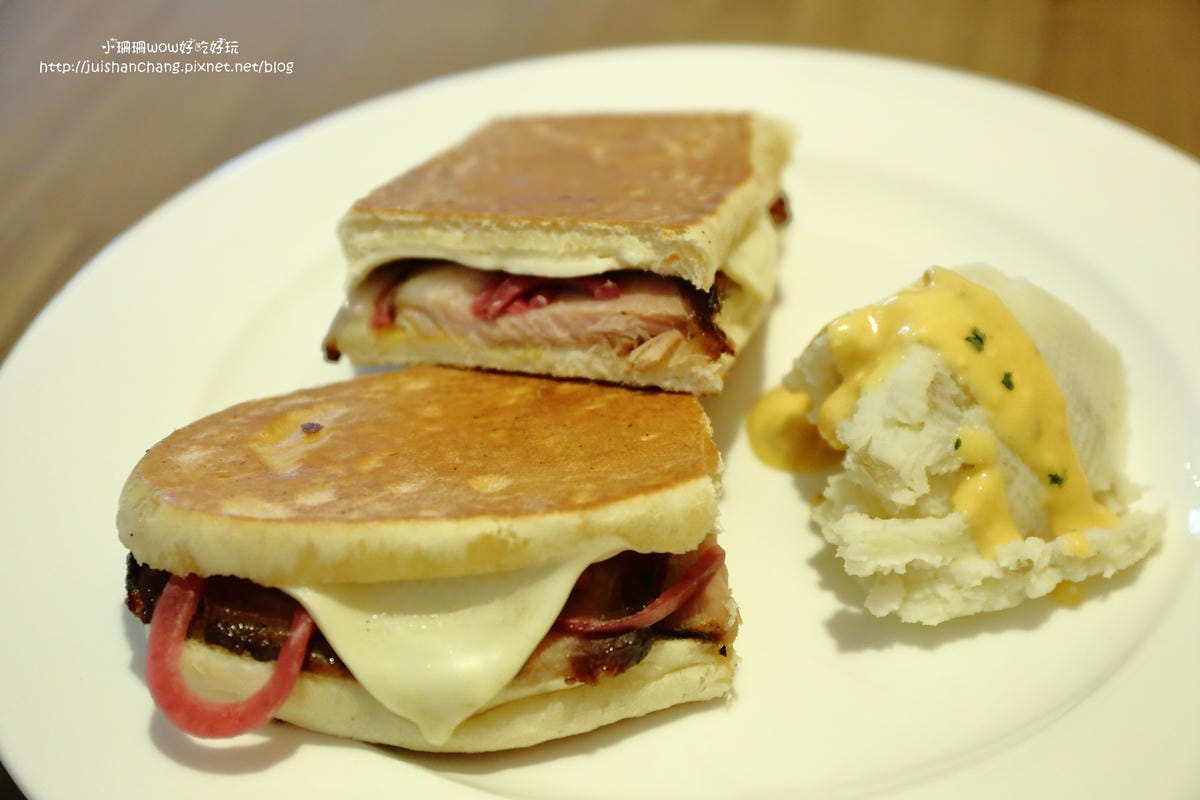 【食||台中】Just Diner 傑斯丹尼～用心堅持美式手作料理，每一份美味滿分的餐點都是店內的招牌！