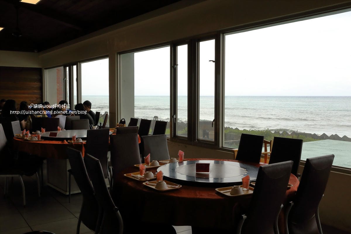【食║花蓮】055龍蝦海鮮～看海景大啖新鮮活跳跳龍蝦！
