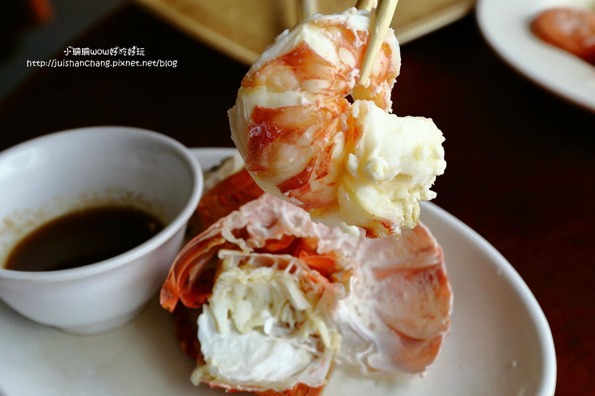 【食║花蓮】055龍蝦海鮮～看海景大啖新鮮活跳跳龍蝦！